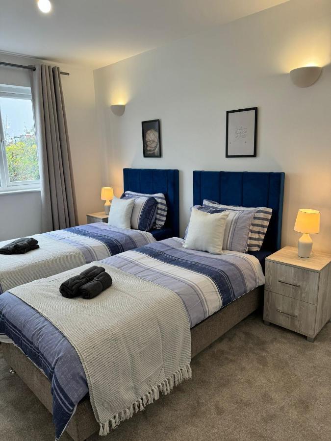 Smart Guest Rooms Fast Access To Central London Via Piccadilly Line New Southgate Exterior foto